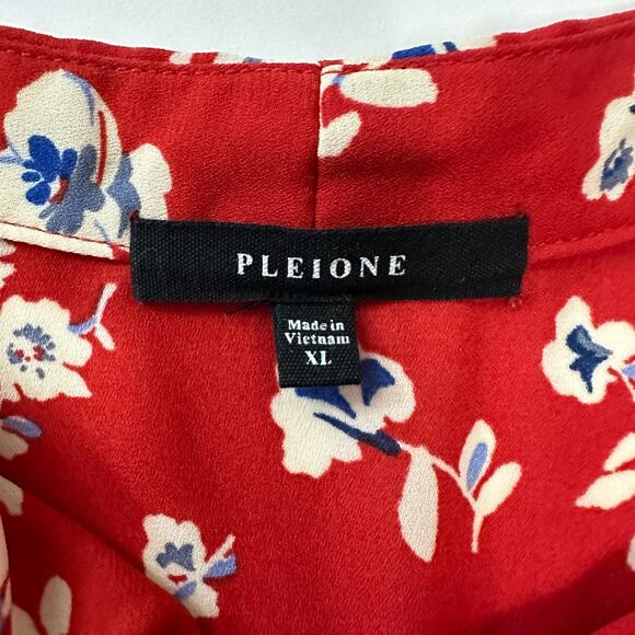 Floral Red Women's Top - Picture 4 of 8